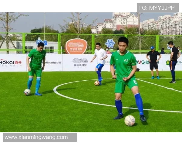 张强的足球人生深度对话:从青涩少年到职业球员的成长之路 张强的足球人生深度对话:从青涩少年到职业球员的成长之路